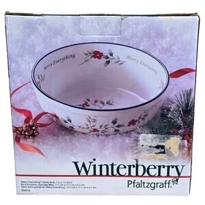 Pfaltzgraff Winterberry 7" Merry Everything Christmas Candy Bowl New in Box!